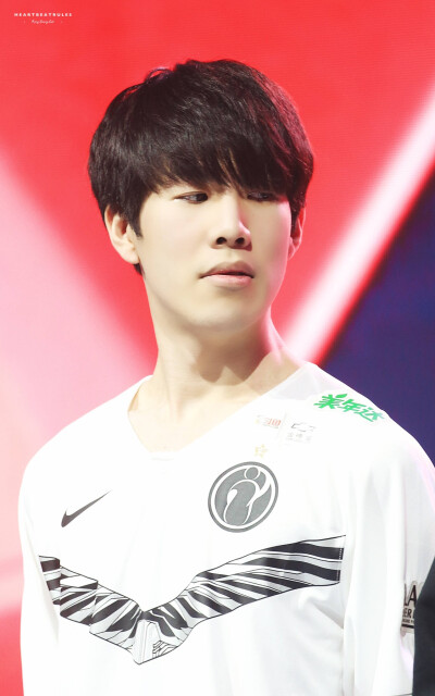 【前瞻】2025LPL春季赛季后赛EDG vs TES，久疏战阵EDG状态是否依旧出色？