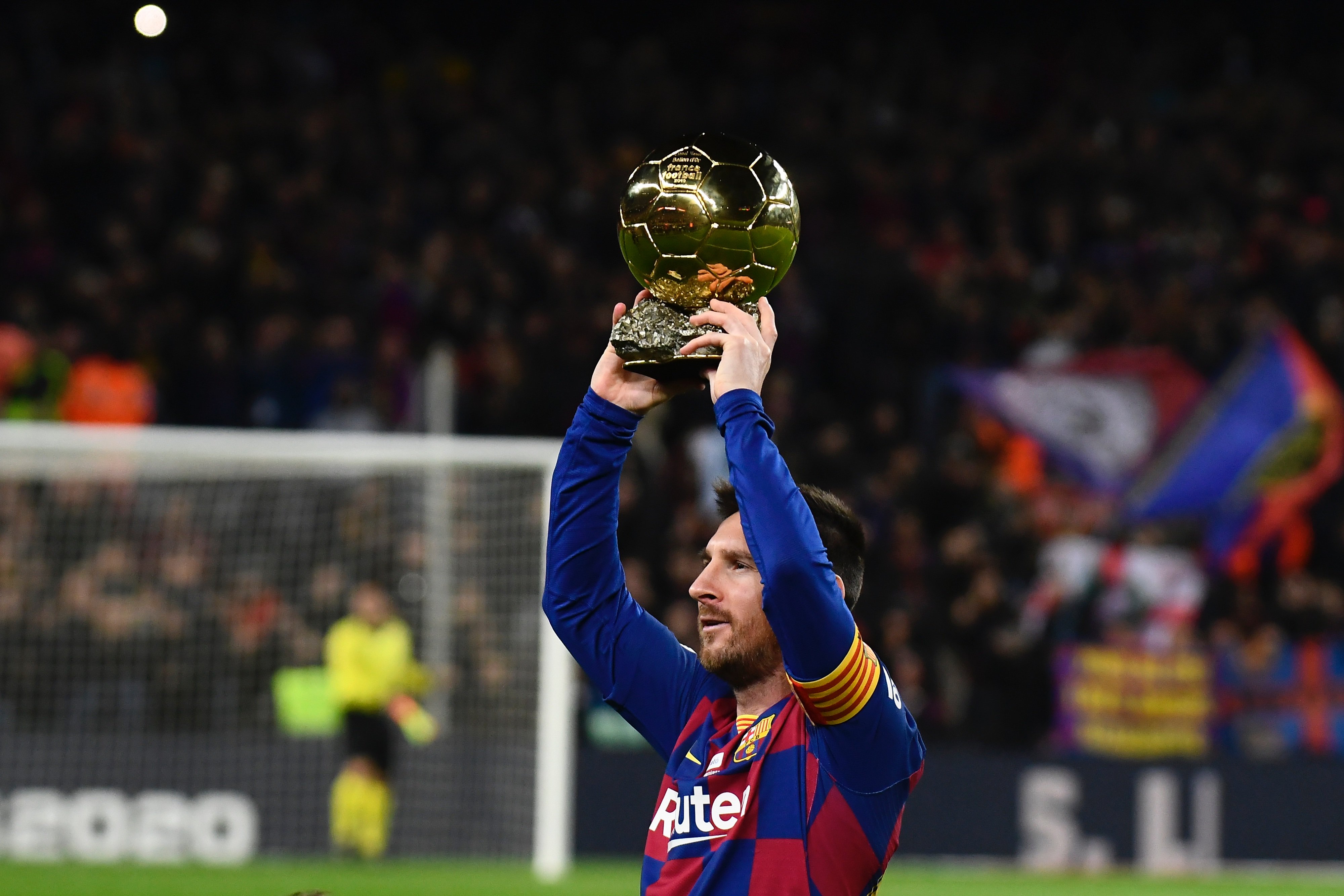 Yuan Shen Yong En的魔影融化了 Care Lele 的Shenniu操作拉动了RNG3-1FPX