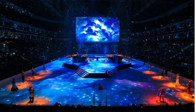 flusha 在与一捆干草相撞后奇迹般地逃过了严重伤害