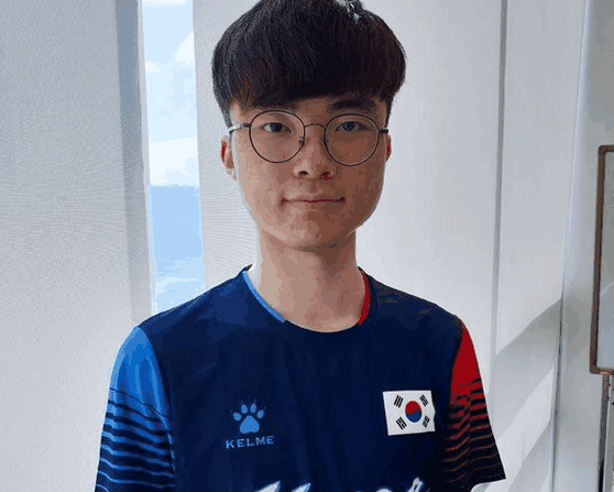 KPL：常规赛第六周最佳选手&最佳阵容出炉！