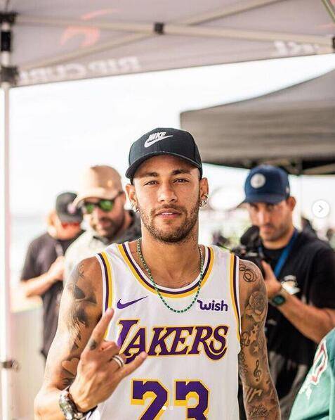 电竞世界杯BLG vs T1赛前历史战绩一览：BLG三胜一负！