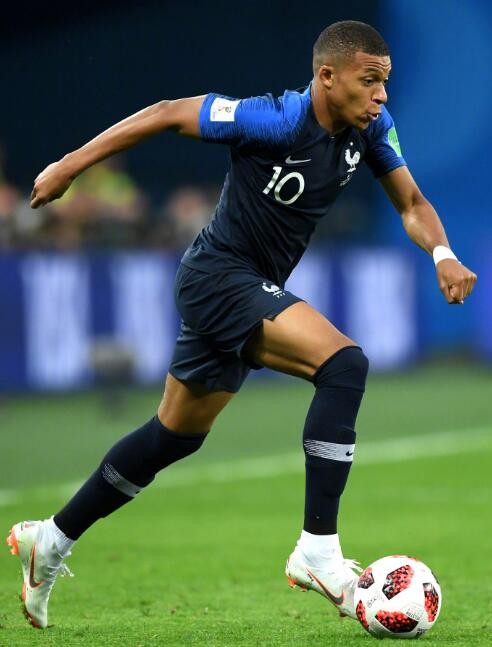 LNGvsWBG国外解说预测：仅两人看好WBG取胜 五人认为LNG赢